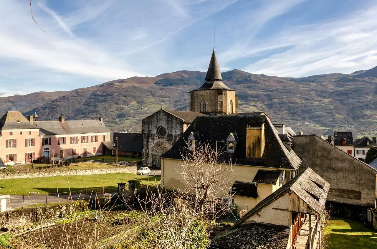 Bed and breakfast Pyrenees Cycling Lodge Saint-Savin  Francia