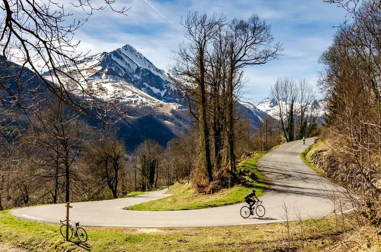 Bed and breakfast Pyrenees Cycling Lodge Saint-Savin