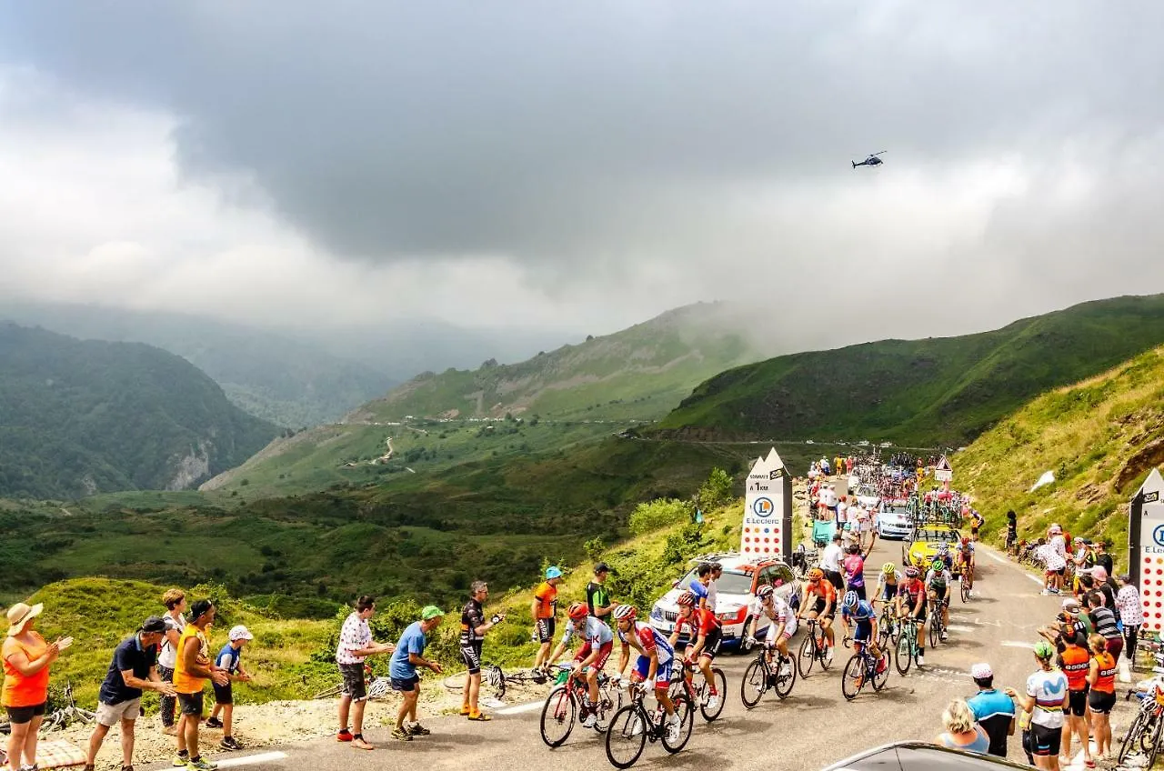 Pyrenees Cycling Lodge Saint-Savin  Saint-Savin (Hautes-Pyrenees)